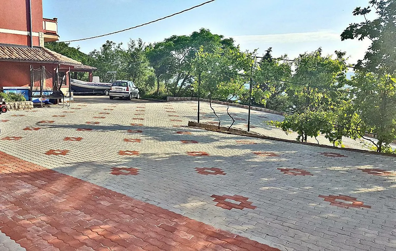 Apartments Anita Sibinj Krmpotski Hırvatistan