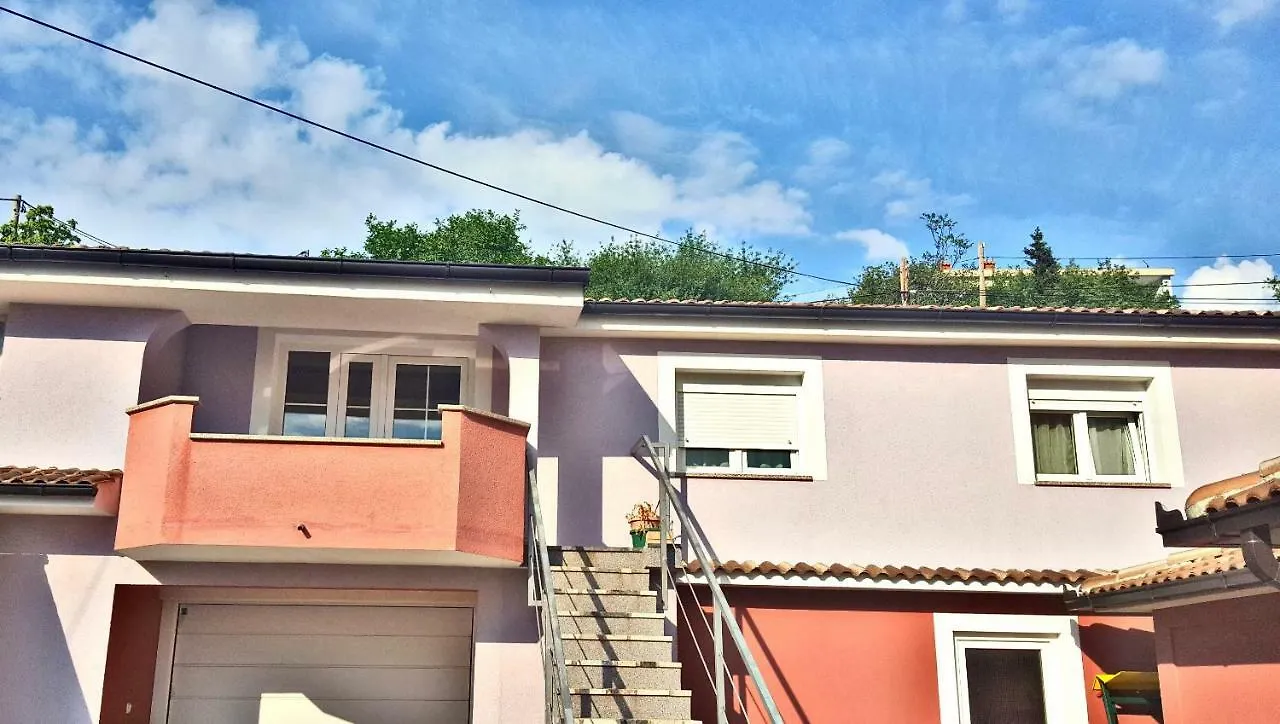 Apartments Anita Sibinj Krmpotski 0*,  Croatia